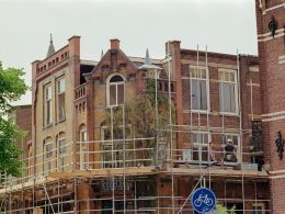 Builders 04 12 2024 Artists Eyes Wr E2 Ms2 Vr9 I Unsplash