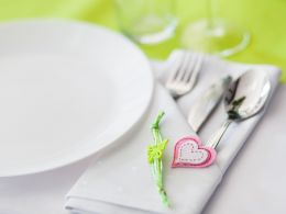 Eerste Communie 23 04 2025 Tableware 1368882 1280 Pixabay