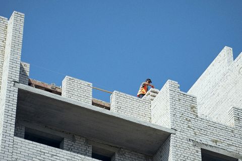 Sit Construction Worker 28 05 2025Oleksandr Skochko 82Mn5G4 Qxag Unsplash 1