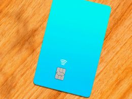 Pay Card Jero Sennegs Iscdax Ceb Pm Unsplash 28 07 2025
