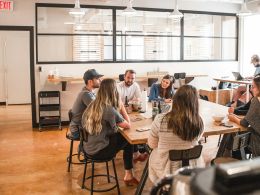 Meeting Redd Francisco Ptrzqc H1R4 Unsplash 06012026